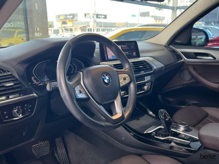 X3  XDRIVE 30e Turbo Aut. (Híbrido)