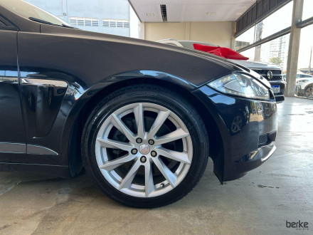XF 2.0 GTDI LUXURY 240cv Aut. 