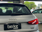 Q3 2.0 Ambiente TFSI Quat. 170/180cv S-tronic 5p